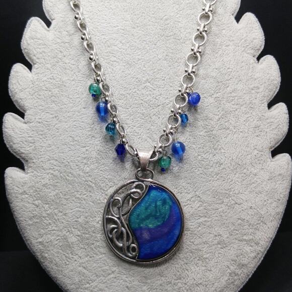 Chico’s Silver Tone Necklace Blue Teal Purple Pendant Iridescent Beads 20" - Picture 6 of 9